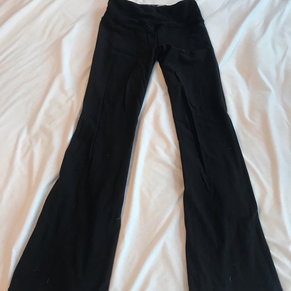 Lululemon yoga pants